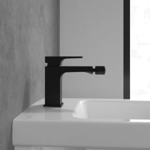 Смеситель для биде Villeroy & Boch Architectura Square матовый черный TVB125001000K5