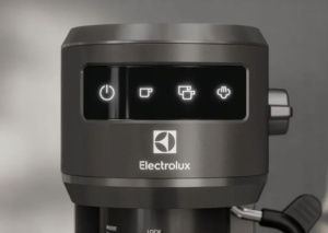 Рожковая кофеварка Electrolux Explore 6 E6EC1-6BST