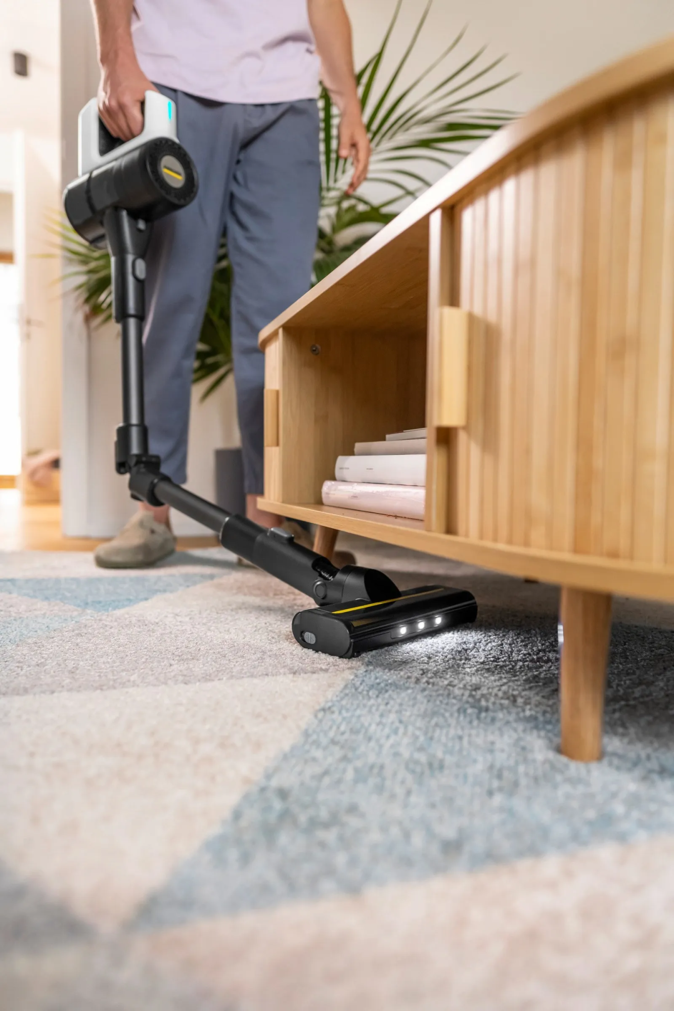 Вертикальный аккумуляторный пылесос Karcher VCS 3 Nano Flex 1.198-934.0