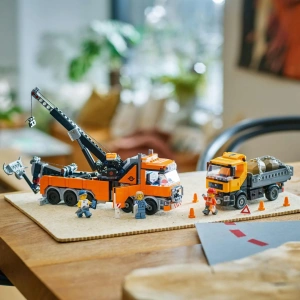Конструктор LEGO City 60467 Буксировщик с краном