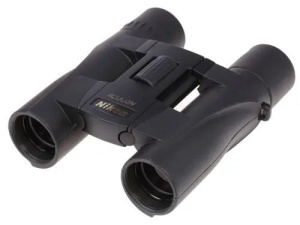 Бинокль Nikon Aculon A30 8X25 черный