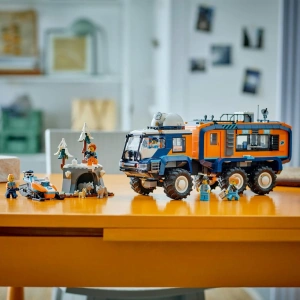 Конструктор LEGO City 60471 Научный грузовик арктического исследователя