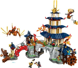 Конструктор LEGO NINJAGO 71814 Турнирный город с храмом