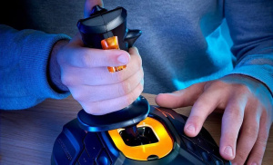 Джойстик Thrustmaster T.16000M FCS