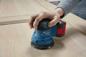 Эксцентриковая шлифовальная машина аккумуляторная Bosch GEX 185-LI Professional 06013A5021
