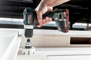 Аккумуляторная дрель-шуруповерт Metabo BS 18 L BL 0 MetaLoc, без аккумулятора