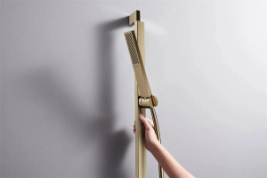 Ручной душ Hansgrohe Pulsify E 100 1Jet EcoSmart+ Slim, бронза матовая 24321140