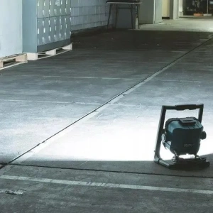 Аккумуляторный фонарь Makita DML805 14,4–18 В LXT, без АКБ и ЗУ