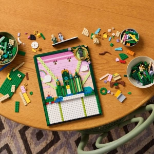Конструктор LEGO Wicked 75685 Изумрудный город