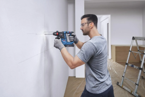 Аккумуляторный перфоратор Bosch GBH 18V-18 Professional 0611927004