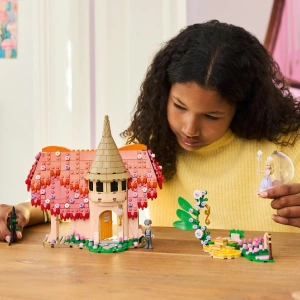 LEGO Wicked 75690 Визит Глинды и Эльфабы в Манчкинленд