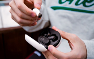 Игровые наушники SteelSeries Arctis GameBuds White (61682) для PC/PS