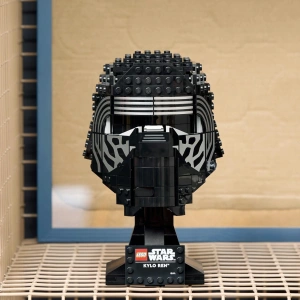 Конструктор LEGO Star Wars 75415 Шлем Кайло Рена