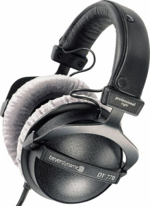 Проводные наушники Beyerdynamic DT 770 Pro (80 Ohm), черный/серый