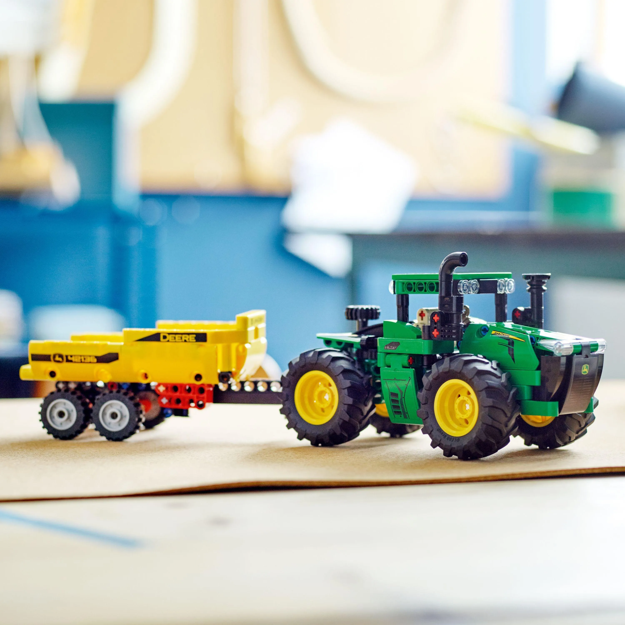 LEGO Technic 42136 Трактор John Deere 9620R 4WD