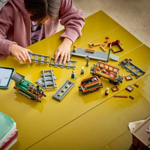 Конструктор LEGO City Ретро-поезд с паровозом 60511